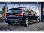 BMW X1 XDrive25e High Executive|93% SOH|Pano|Dealer Onderh|HUD|Apple CarPlay|Cam|LED|