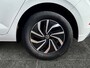 Volkswagen Polo 1.0 95pk TSI Life Velgen 'Essex', 15 inch lichtmetaal | Parkeersensoren vóór en achter | Adaptive Cruise Control