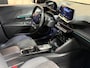 Peugeot 2008 1.2 PureTech 130 GT | Sfeerverlichting | Camera | Stoelverwarming | Carplay