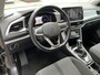 Volkswagen T-Roc 1.5 TSI 150PK Life Business / Digitale Cockpit Pro / Parkeersensoren V+A / LED / Keyless Entry / App-Connect / Navigatie **