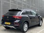 Volkswagen T-Roc 1.5 TSI 150PK Life Business / Digitale Cockpit Pro / Parkeersensoren V+A / LED / Keyless Entry / App-Connect / Navigatie **