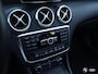 Mercedes-Benz A-klasse 180 AMBITION / PANODAK / SPORTST. / CLIMA / 18"