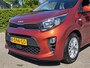 Kia Picanto 1.0 DPi DynamicLine! Camera! Carplay! Afn. Trekhaak! VAKANTIEGELD WEKEN!