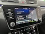 Skoda Superb Combi 1.4 TSI iV Sportline / AUTOMAAT/ DCC/ TREKHAAK/ STUUR+STOELVERWARM./ MEMORY SEAT/ DODEHOEK/ PARK.SENSOR.V+A/ CAMERA/ SMARTLINK/ ACC/ KEYLESS/ ELEK.ACHTERKLEP/ DAB/ NAVI/ CLIMA/ LED/ 19'' LMV