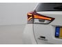 Toyota Auris Touring Sports 1.8 Hybrid Dynamic Ultimate | Trekhaak | Navigatie | Stoelverwarming | Keyless | Parkeersensoren voor/achter | Cruise Control | Clima | Camera | 17 inch | Rijstrooksensor | Bluetooth