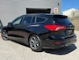 Ford Focus Wagon 1.0 EcoBoost ST Line Automaat Weinig KM