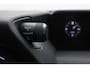 Lexus UX 250h F Sport Line | Apple Carplay / Android Auto | Dodehoek detectie | Stoelverwarming | Parkeersensoren voor/achter | Camera | Keyless | Adaptive Cruise | Clima | LED | 18 inch