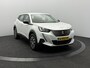 Peugeot e-2008 EV Active 50 kWh 3-Fase SOH 93,8% | Stoelverwarming | Camera | Carplay&Android