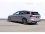 Volvo V60 T6 350PK Automaat Plug-in hybrid AWD Ultra Dark Adaptieve Cruise Control / Head-up display / Panoramisch schuif-kanteldak / Harman Kardon Audio / Blis / Google infotainment