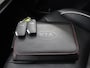 Kia Niro EV e-Niro ExecutiveLine 64 kWh | Panoramadak | Stoel/Stuurwielverwarming | JBL | Adaptieve Cruise Control | Keyless Go | LED Koplampen |