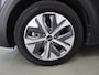 Kia Niro EV e-Niro ExecutiveLine 64 kWh | Panoramadak | Stoel/Stuurwielverwarming | JBL | Adaptieve Cruise Control | Keyless Go | LED Koplampen |