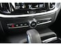 Volvo V60 2.0 T6 Recharge AWD Inscription Expression - Pano - HUD - Keyless - Memory - H&K - Rijklaar