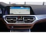 BMW 3-Serie 320i M-Pakket | Carplay | 19 inch | Dealeronderhouden | NAP