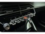 Peugeot e-2008 EV Allure Pack 50 kWh | Achteruitrijcamera | Cruise control | Stoelmassage | Apple carplay | Airco | Touchscreen | Parkeersensoren | Spraakbediening | Lane keeping system