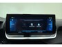 Peugeot e-2008 EV Allure Pack 50 kWh | Achteruitrijcamera | Cruise control | Stoelmassage | Apple carplay | Airco | Touchscreen | Parkeersensoren | Spraakbediening | Lane keeping system