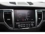 Porsche Macan 2.0 / Panoramadak / Camera / Luchtvering / Bose / 21'' / Sportchrono / Leder / Navigatie / Stoelverwarming / DAB / Cruise Control