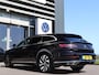 Volkswagen Arteon Shooting Brake 1.4 TSI 218 pk DSG eHybrid R-Line | Zwenkbare Trekhaak | Ergostoel | Stuur + Stoelverwarming V+A | App Connect | Camera | 19" LM |