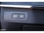 Volvo XC90 2.0 T8 Recharge AWD Ultimate Dark long Range Luchtvering | Bowers&Wilkins | Zwenkbare trekhaak | Panorama dak | Stoelverkoeling + massage |