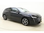 Peugeot 308 1.2 PureTech Allure Pack Business | Adaptive cruise control | Forward colission warning systeem | Brake assist | achteruitrijcamera | Navigatie | Apple carplay | Draadloos telefoonladen | Verkeersbord detectie