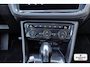 Volkswagen Tiguan Allspace 1.5 TSI Highline Business R-line 7p. | LED | Pano | Trekhaak | Leder | Stoelverwarming | Camera | ACC | App-connect | All-seasons | Vol |