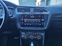 Volkswagen Tiguan Allspace 1.5 TSI Highline Business R-line 7p. | LED | Pano | Trekhaak | Leder | Stoelverwarming | Camera | ACC | App-connect | All-seasons | Vol |