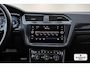 Volkswagen Tiguan Allspace 1.5 TSI Highline Business R-line 7p. | LED | Pano | Trekhaak | Leder | Stoelverwarming | Camera | ACC | App-connect | All-seasons | Vol |