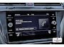 Volkswagen Tiguan Allspace 1.5 TSI Highline Business R-line 7p. | LED | Pano | Trekhaak | Leder | Stoelverwarming | Camera | ACC | App-connect | All-seasons | Vol |