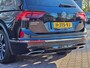 Volkswagen Tiguan Allspace 1.5 TSI Highline Business R-line 7p. | LED | Pano | Trekhaak | Leder | Stoelverwarming | Camera | ACC | App-connect | All-seasons | Vol |