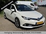Toyota Auris 1.8 Hybrid Lease Pro . PANORMA DAK . NAVIGATIE . CRUISE CONTROL .