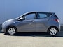 Hyundai i10 1.0i i-Motion Comfort Plus / Cruise control / Airco / Telefoon / Elektrisch bedienbare ramen + spiegels / Achteruitrij camera /