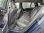 Volvo V60 1.6 T3 Momentum | Navi | Trekhaak | All-seasons | PDC | Cruise | Getint glas |