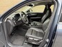 Volvo XC40 1.5 T5 262pk Inscription | Lederen bekleding | Trekhaak wegklapbaar | Camera | Adaptieve cruise (Pilot assist) | BLIS | Full-LED | Harman&kardon | DAB | Apple CarPlay / Android Auto | Keyless entry&start | 19 inch velgen | Volledig onderhouden
