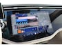 Mercedes-Benz E-klasse 400 e 4MATIC Exclusive Line | Hypercreen | Luchtvering | Achterasbesturing | Distronic+ | Massage | Stoelventilatie | 3D-Display | HUD | Vlakkenverwarming | Digital Light |