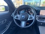 BMW 3-Serie Touring 330e Plug in Hybride M-sport Shadow-line 292pk Panoramadak / Camera