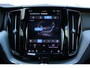 Volvo XC60 2.0 T6 Plug-in hybrid AWD Ultra Black Edition | Panoramadak | Luchtvering | Verwarmbare voorstoelen met massagefunctie en ventilatie | 360 graden camera | Head-up display | Keyless | Elektrische achterklep