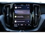 Volvo XC60 2.0 T6 Plug-in hybrid AWD Ultra Black Edition | Panoramadak | Luchtvering | Verwarmbare voorstoelen met massagefunctie en ventilatie | 360 graden camera | Head-up display | Keyless | Elektrische achterklep