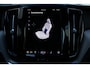 Volvo XC60 2.0 T6 Plug-in hybrid AWD Ultra Black Edition | Panoramadak | Luchtvering | Verwarmbare voorstoelen met massagefunctie en ventilatie | 360 graden camera | Head-up display | Keyless | Elektrische achterklep