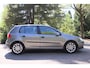Volkswagen Golf 1.9 TDI Comfortline 2005 | Cruise Control | Goed Onderhouden | Trekhaak | Lichtmetaal | Boekjes | 2 Sleutels