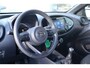 Toyota Aygo X 1.0 VVT-i MT Play Allseason banden | Armsteun