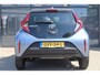Toyota Aygo X 1.0 VVT-i MT Play Allseason banden | Armsteun