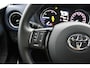 Toyota Yaris 1.5 Hybrid Bi-Tone | Climate control | Cruise control | Keyless | Parkeercamera |