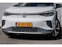 Volkswagen ID.4 First Pro 77 kWh SOH 90% Trekhaak/ Stoel-stuurverwarming/ Camera/ Navigatie/ Carplay/ Sfeerverlichting/ Full led/ 20" Lmv