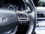 Hyundai Kona Electric EV Fashion 39 kWh 3-Fase | SOH 100% | Carplay | Warmtepomp | Adaptive cruise