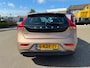 Volvo V40 1.6 D2 Momentum / airco / cruise.control / navi / camera / pdc / nap…..