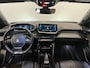 Peugeot e-2008 EV GT 50 kWh - SOH 92% - Keyless - Leder - 3D Cockpit