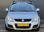 Suzuki SX4 1.6 Comfort - AIRCO - STOELVERWARMING - TREKHAAK - EL. RAMEN + SPIEGELS - RADIO/CD - NAP - NL AUTO - NIEUWE APK BIJ AFLEVERING -