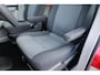 Volkswagen Transporter 2.0 TDI L2H1 Dubbele cabine / Airco / Trekhaak