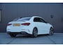 Mercedes-Benz A-klasse 180 A180 Business Solution AMG Sedan (Thermatic) 2020 Automaat Sfeer stoelverwarming Camera Cruise control