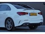 Mercedes-Benz A-klasse 180 A180 Business Solution AMG Sedan (Thermatic) 2020 Automaat Sfeer stoelverwarming Camera Cruise control
