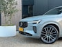 Volvo XC90 2.0 T8 Plug-in hybrid AWD Ultra Dark | Bowers&Wilkins | Luchtvering | Massage| Ventilatie | 22" | Trekhaak | Head-Up